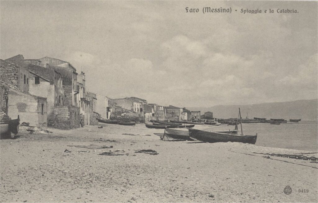 faro-messina-spiaggia-e-la-calabria